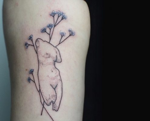 LED Venus and Baby'sbreath fine line dotwork tattoo by artist Cesarina Gretha (Sanne Bosscher)